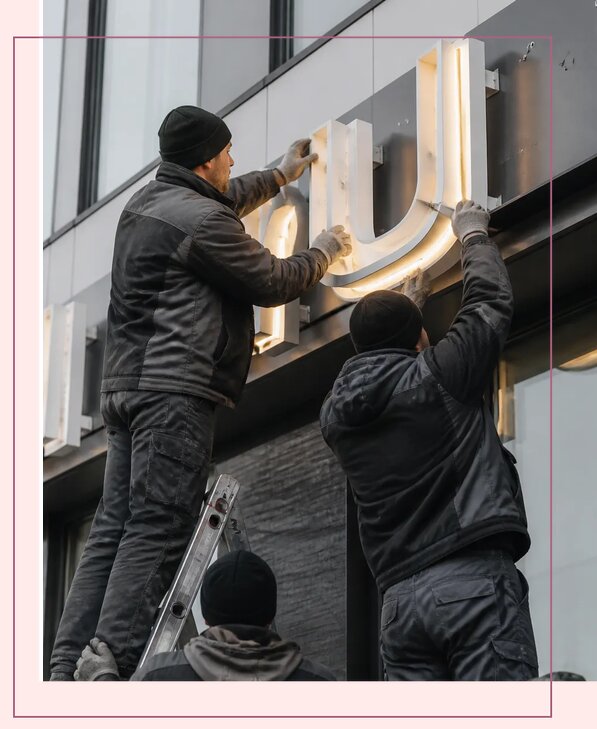 Изготовление светящихся вывесок для бизнеса в Новочеркасске